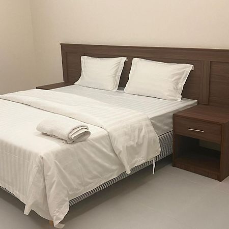 ريزا الفندقية Reeza Suites Al Khobar Exterior foto